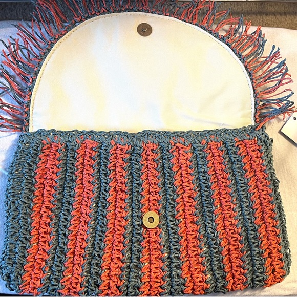 COPY - Universal thread Woven women’s clutch 👛 - Picture 7 of 12